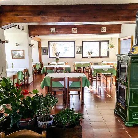 Hotel Valle Del Lupo 2*
