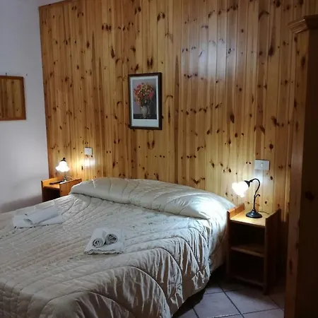 Valle Del Lupo Hotell 2*